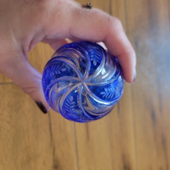 Vintage Saint-Petersburg, Russia Faberge Style Egg - Picture 4 of 4